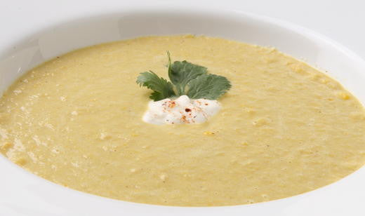 Creamy Corn and Jalapeño Soup